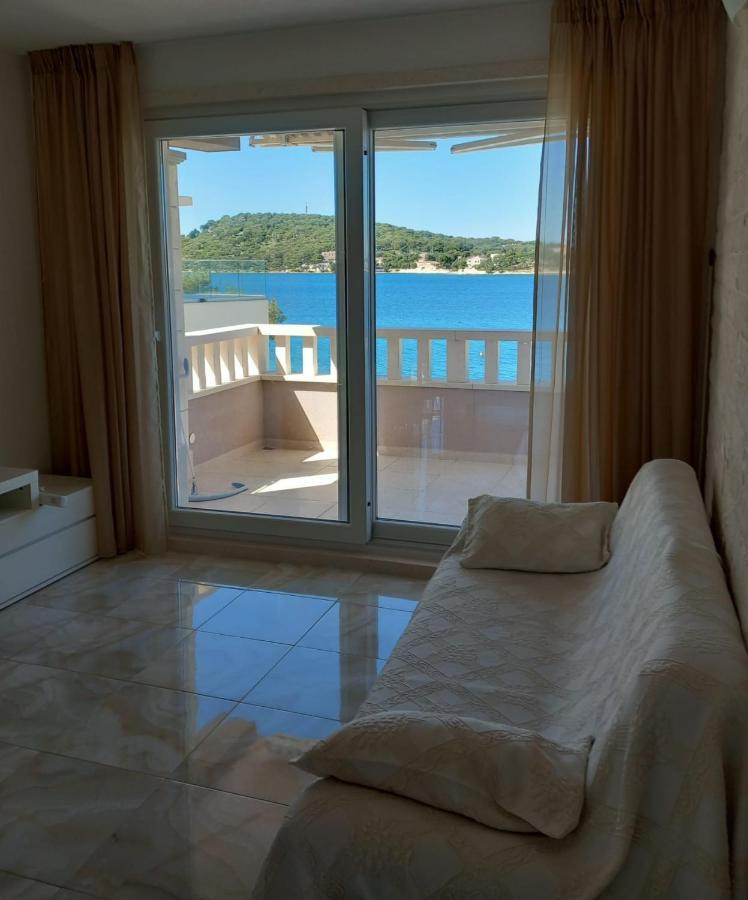 Apartments Stipe โรกอซนิซา ภายนอก รูปภาพ