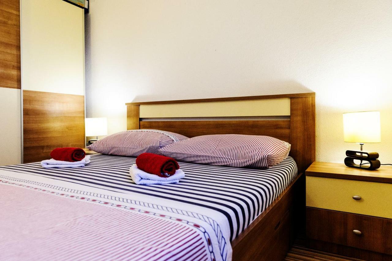 Apartments Stipe โรกอซนิซา ภายนอก รูปภาพ